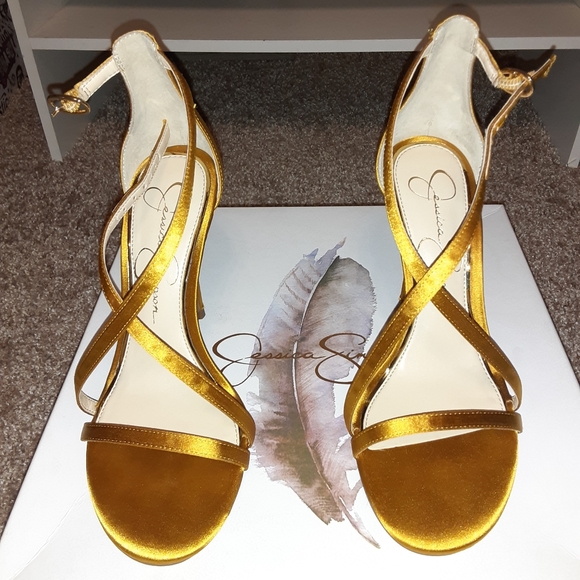 Jessica Simpson Merigold Heels - Picture 2 of 5